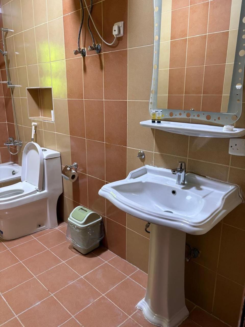 Apartment بدور أرضي *