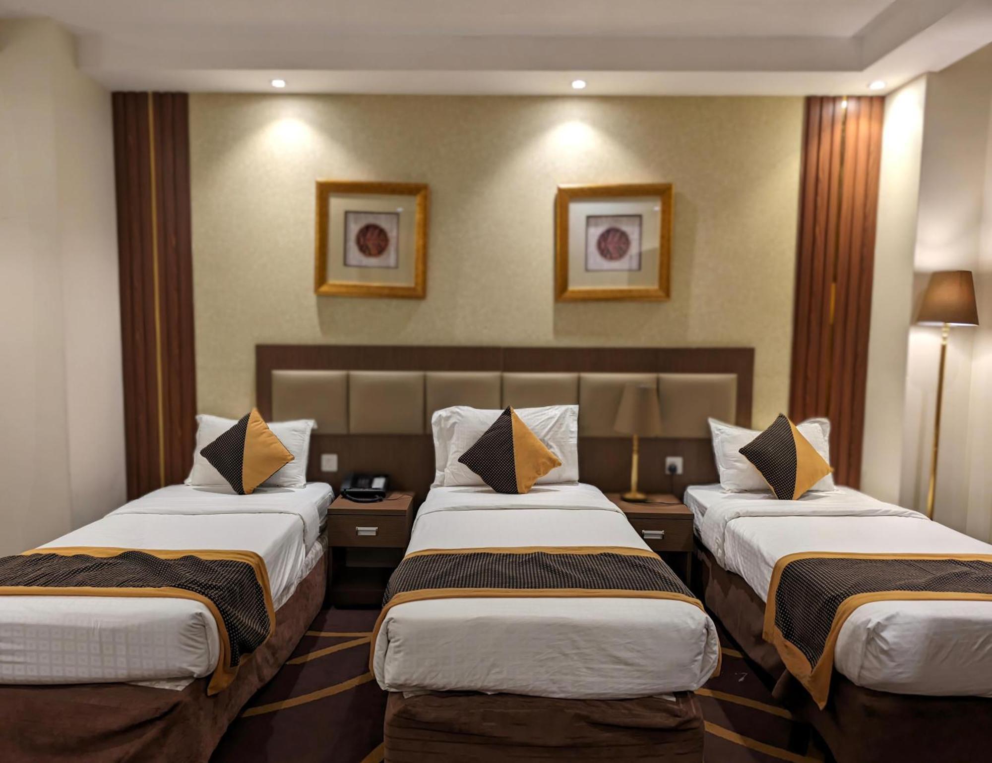 Qasr Al Ansar Golden Tulip Hotel Hotel