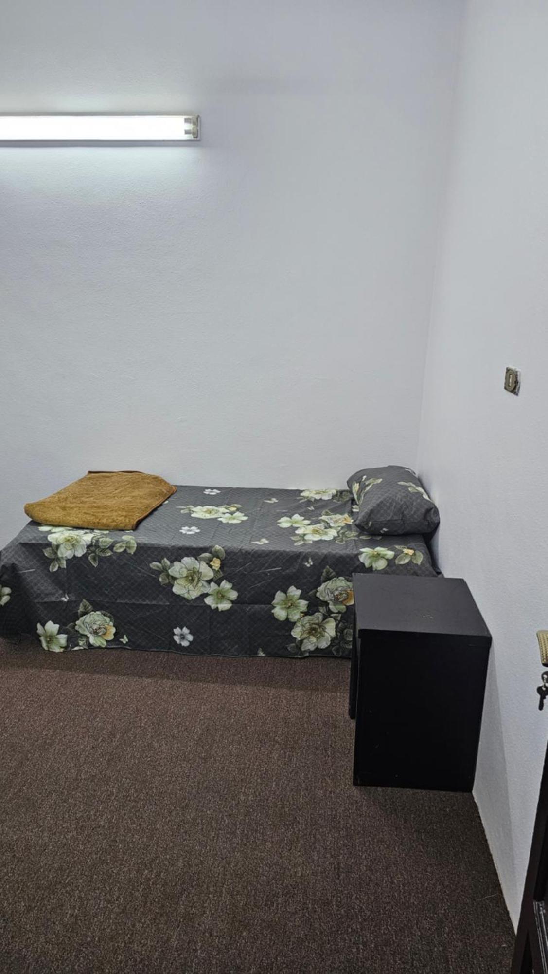 Apartment شقة صغيرة *