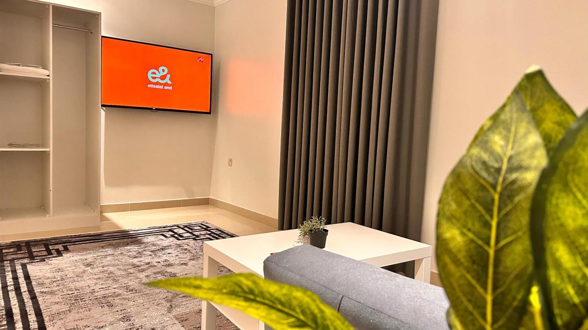 واسع بقرب المسجد النبوي 104 دخّول ذاتي Self Check In Apartment *