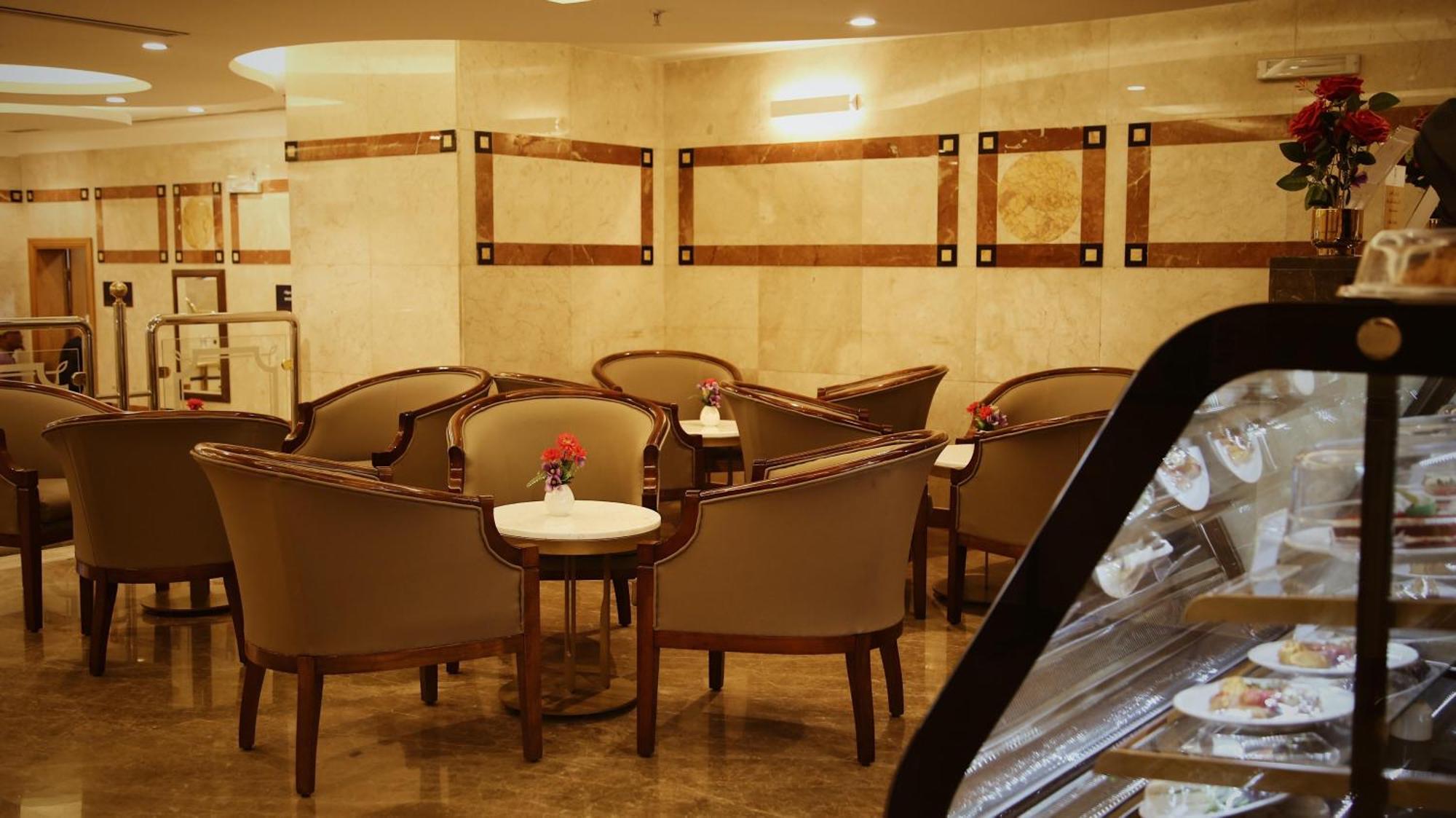 Hotel Nozol Royal 4*