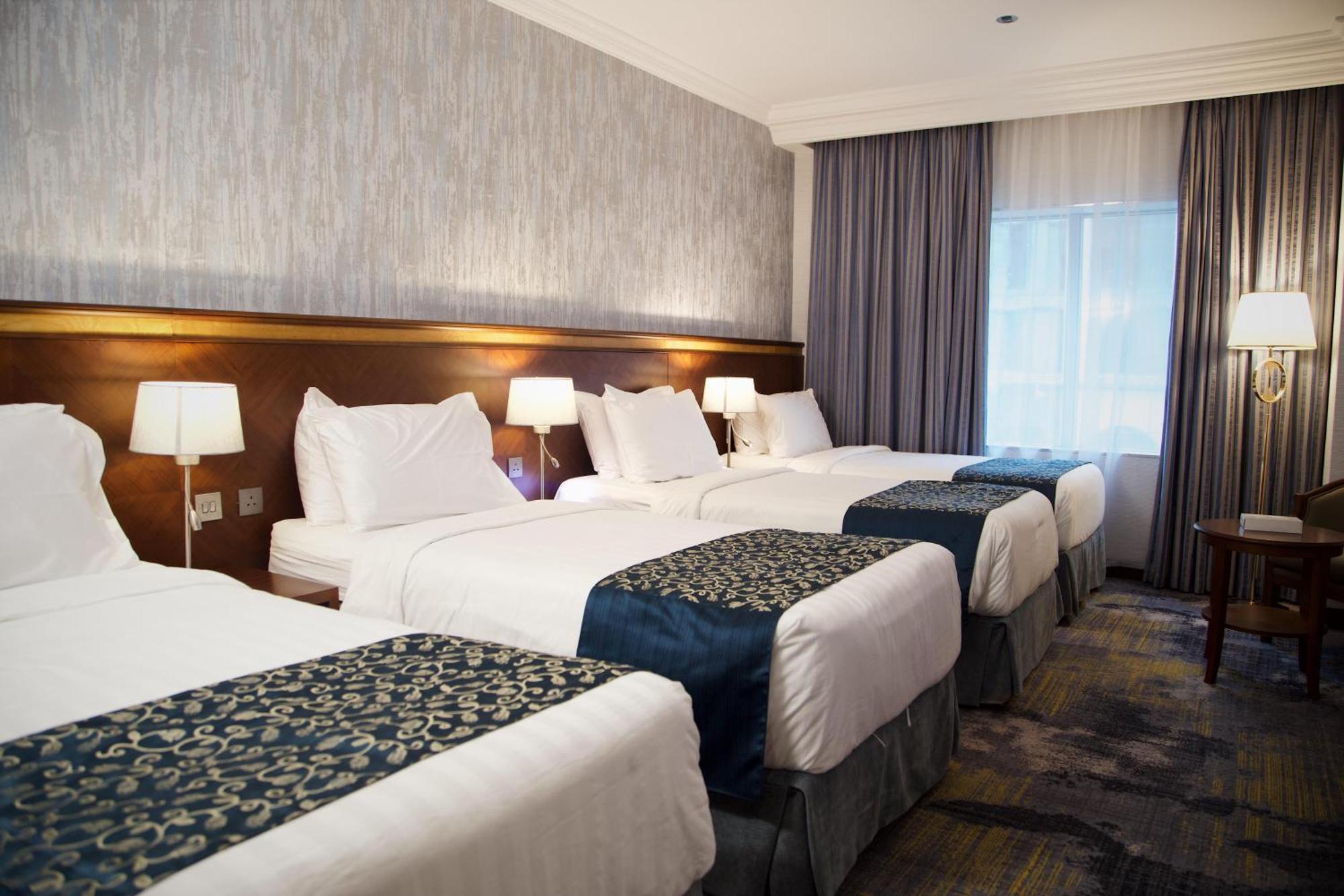 Nozol Royal Hotel 4*