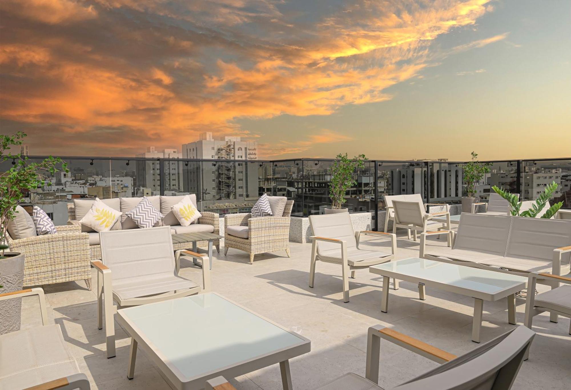 Hotel Jadah Residence-by Ch *