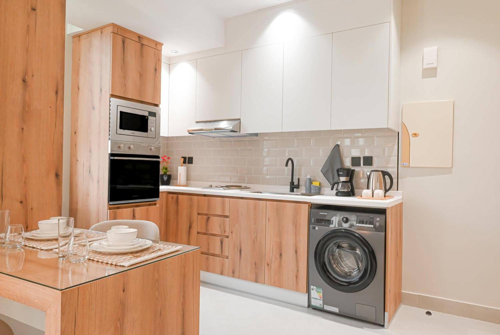 Jadah Residence-by Ch *