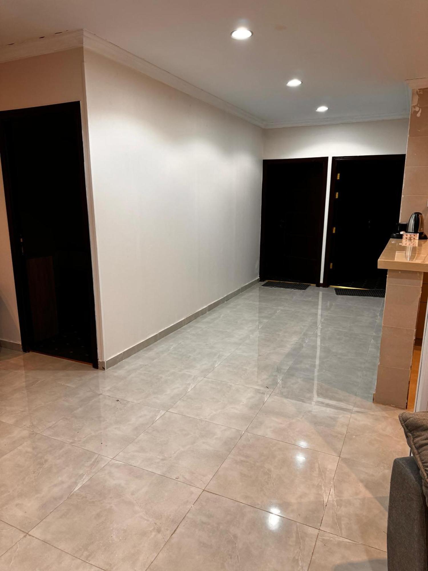 لاقينا هوم - خاص دخول ذاتي Apartment