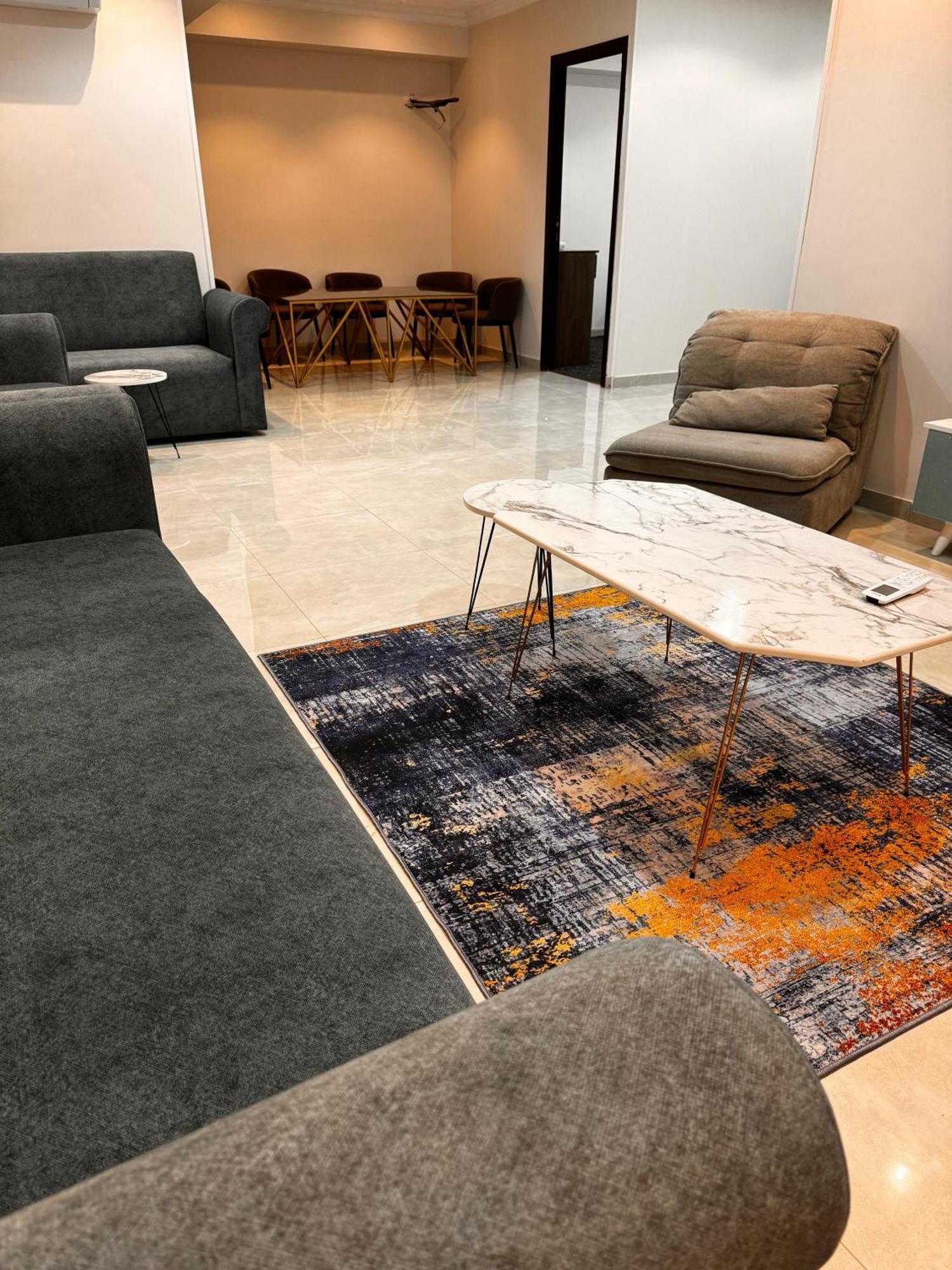 Apartment لاقينا هوم - خاص دخول ذاتي