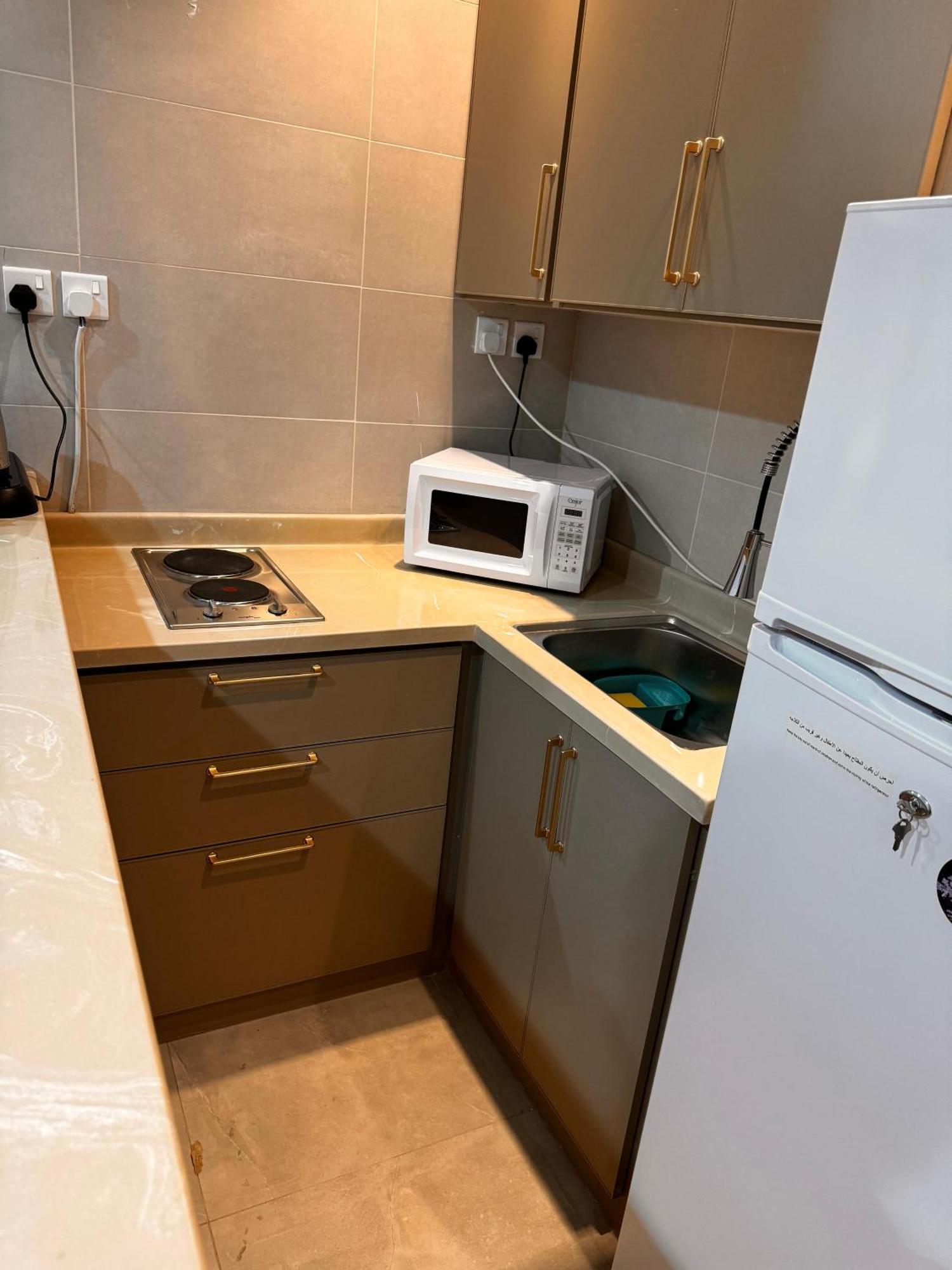 لاقينا هوم - خاص دخول ذاتي Apartment *