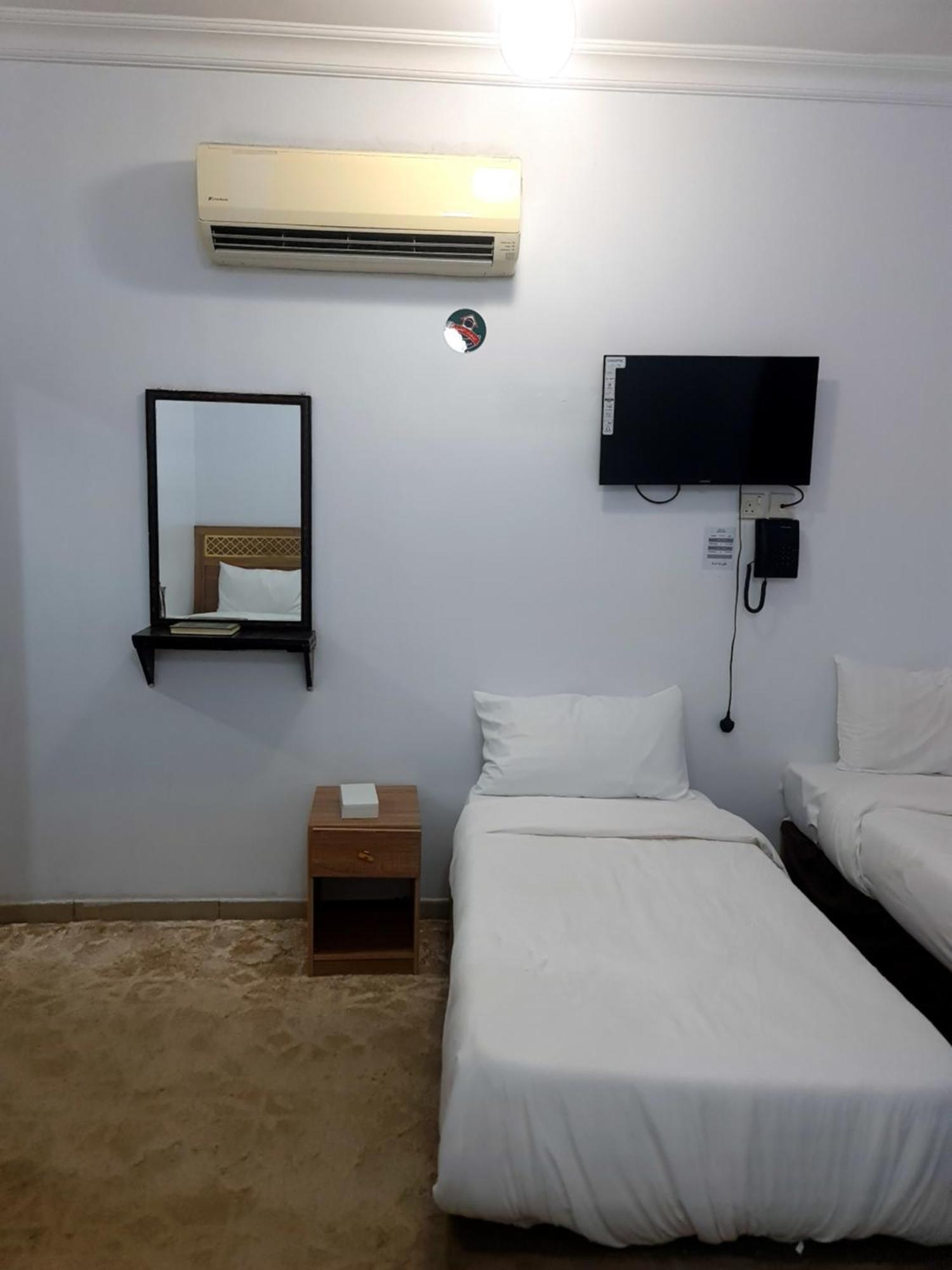 Hotel Chatha Barka Hotel - 10 Min Walk To Haram Medina