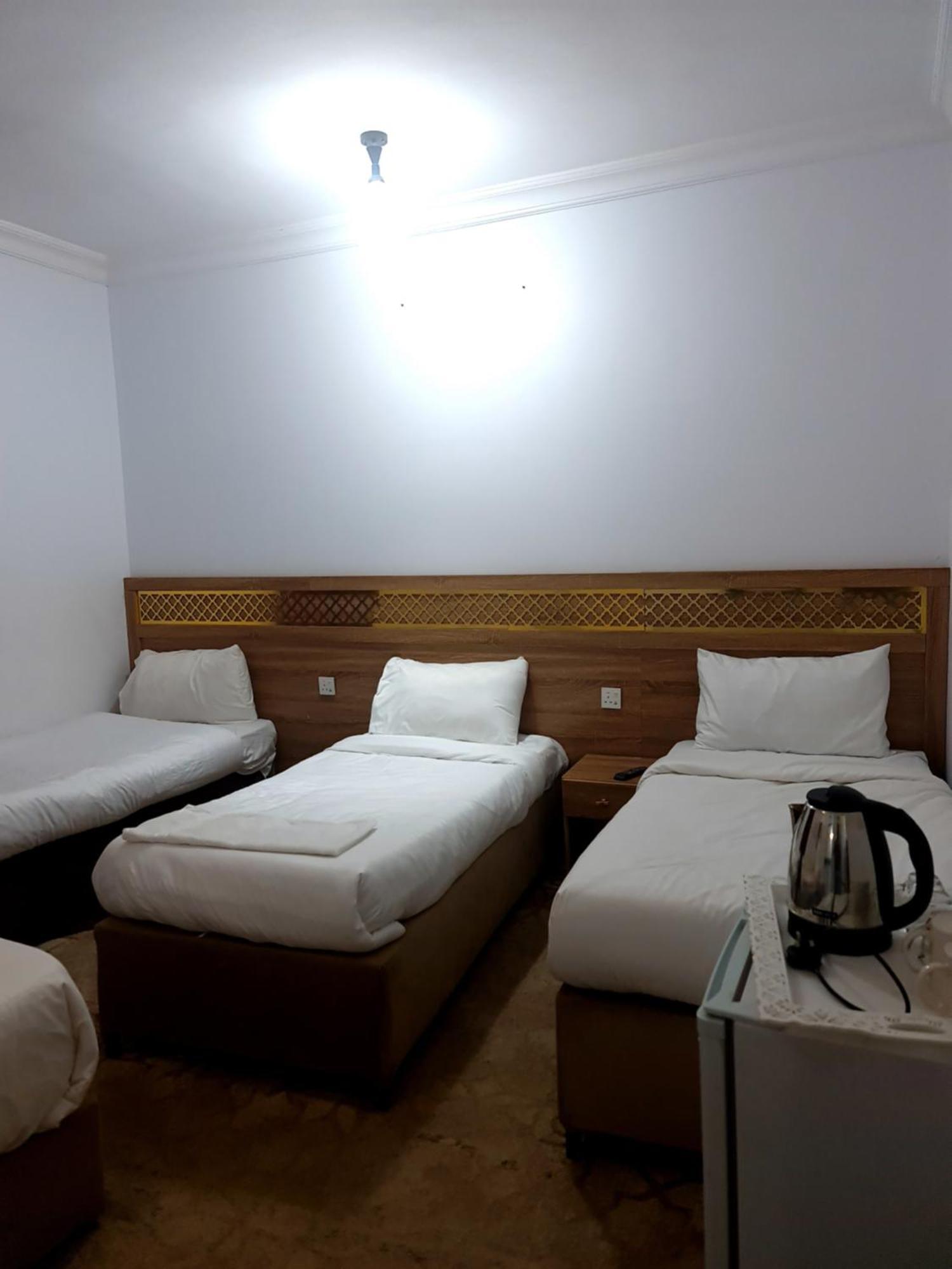 Chatha Barka Hotel - 10 Min Walk To Haram Hotel 2*