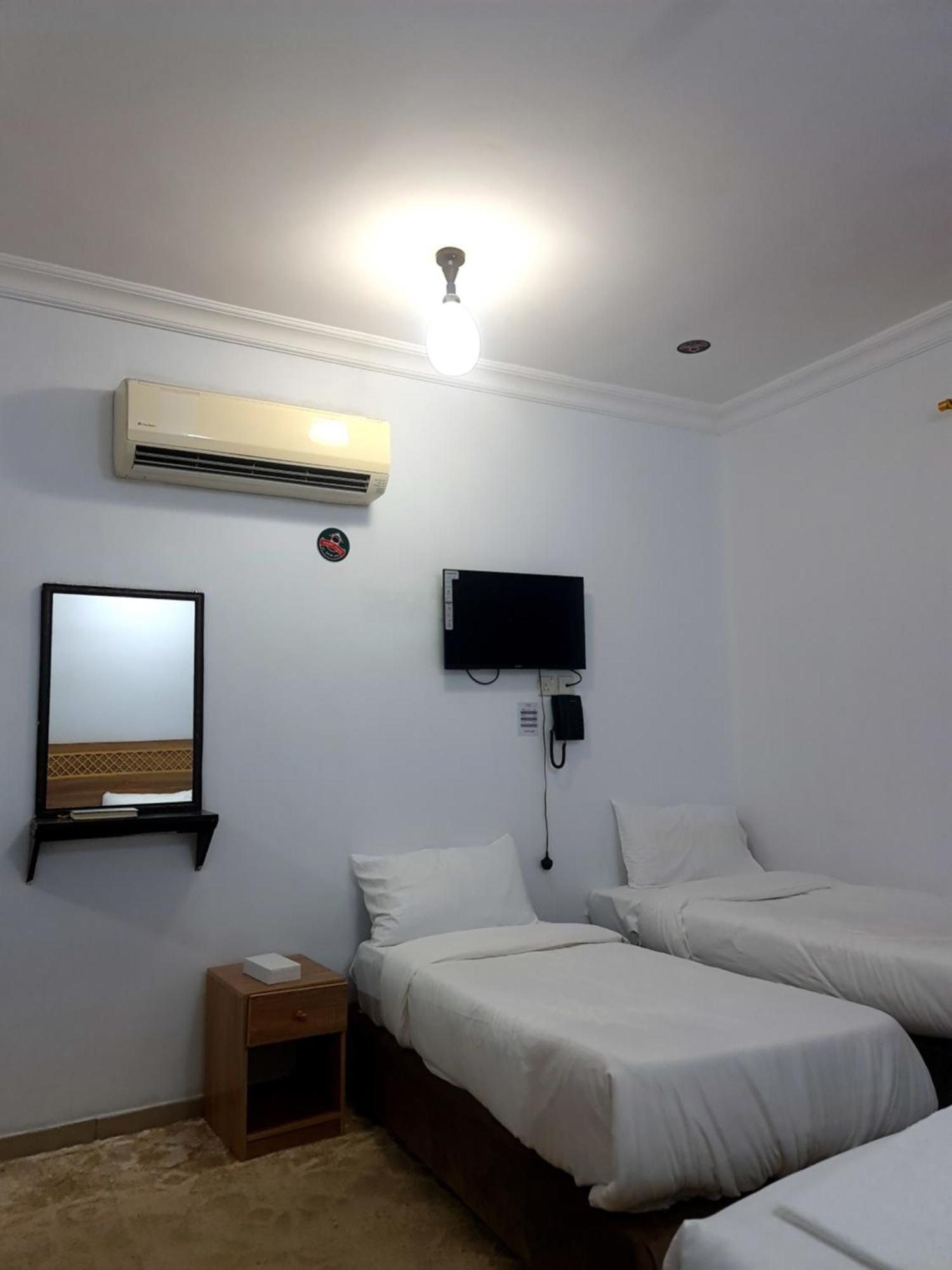 Chatha Barka Hotel - 10 Min Walk To Haram 2* Medina