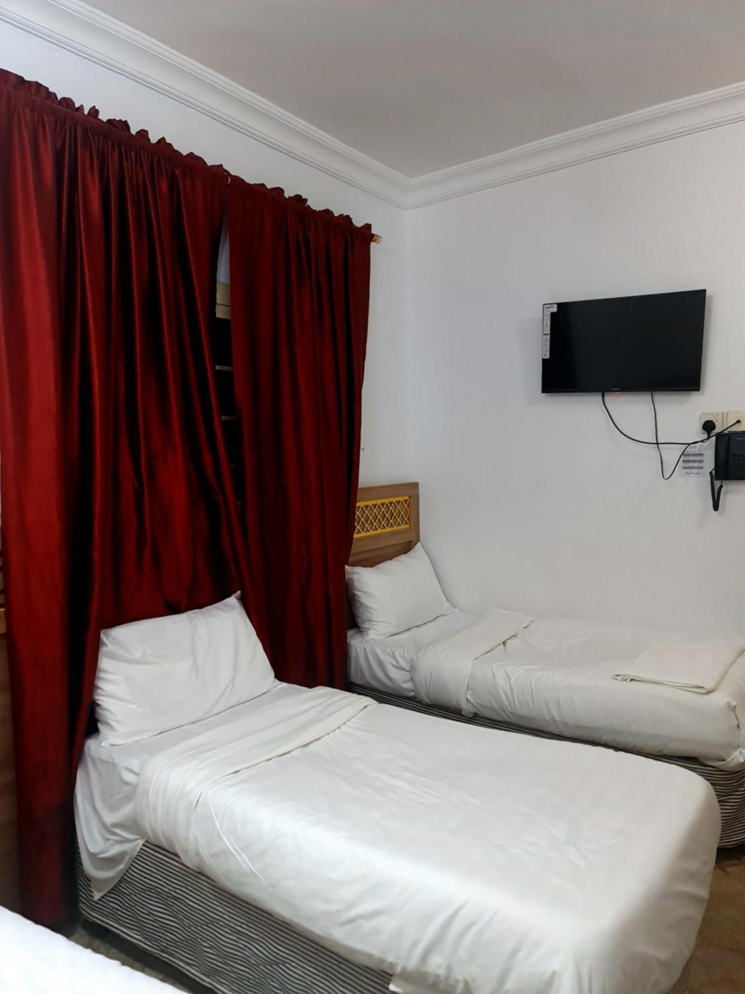 Hotel Chatha Barka Hotel - 10 Min Walk To Haram 2*