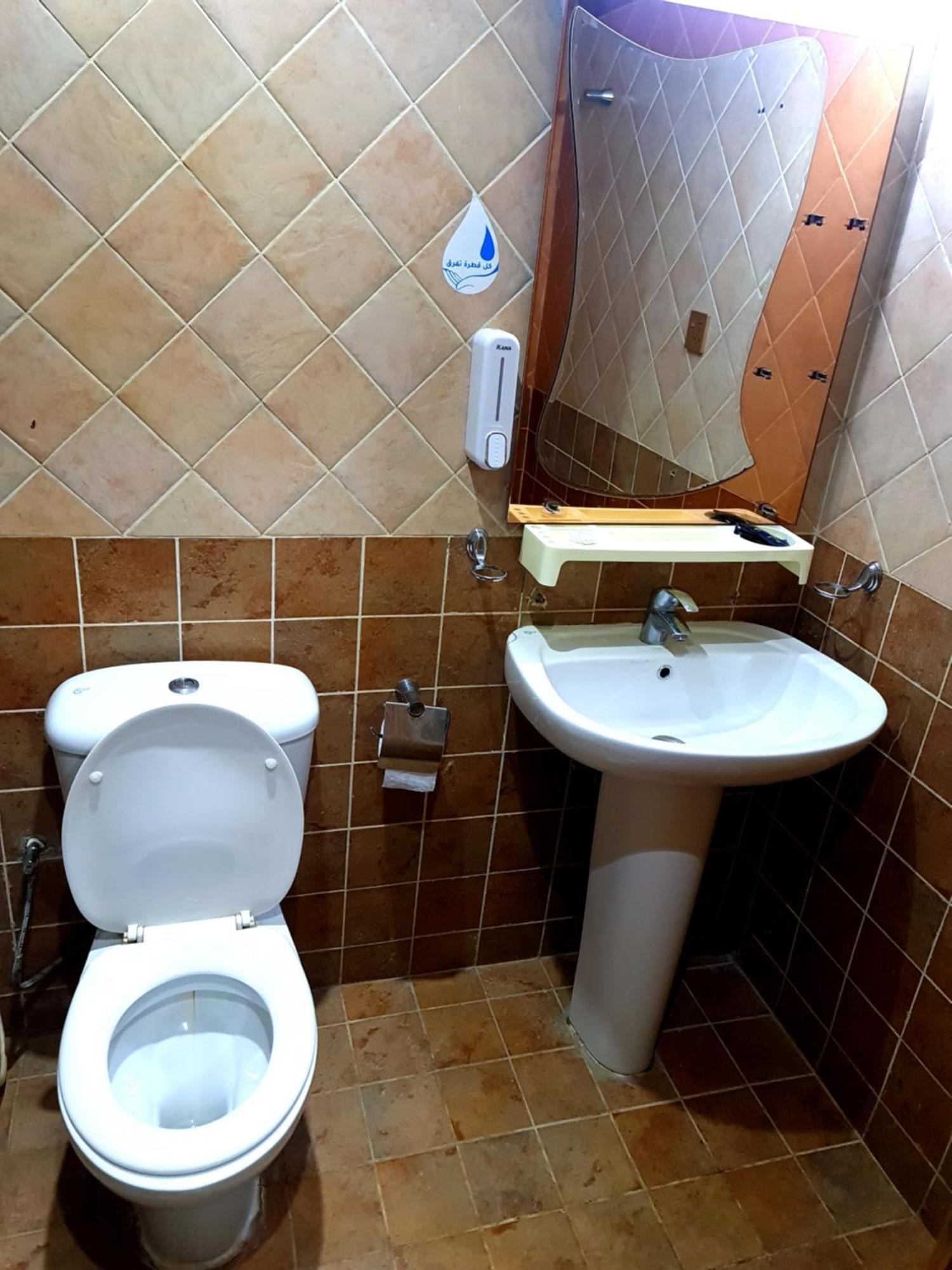 Chatha Barka Hotel - 10 Min Walk To Haram Medina