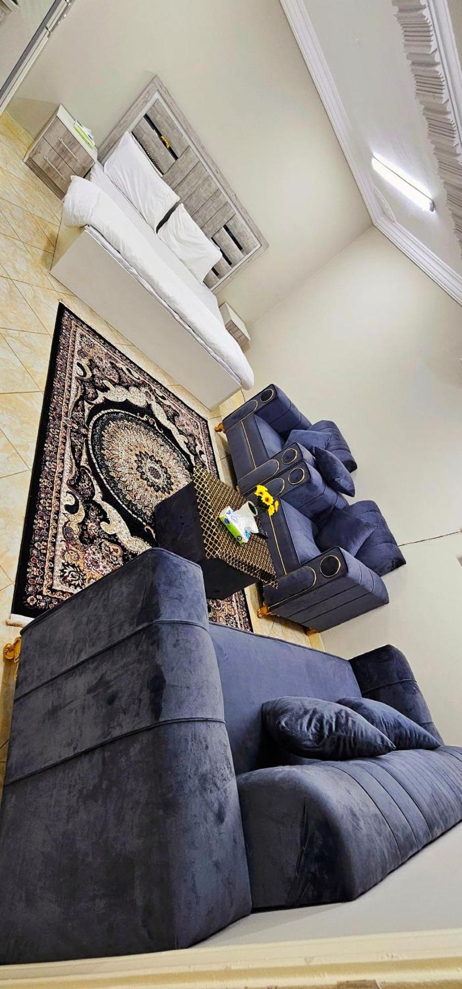 Apartment بغرفتين نوم والسعر مغري 2 *