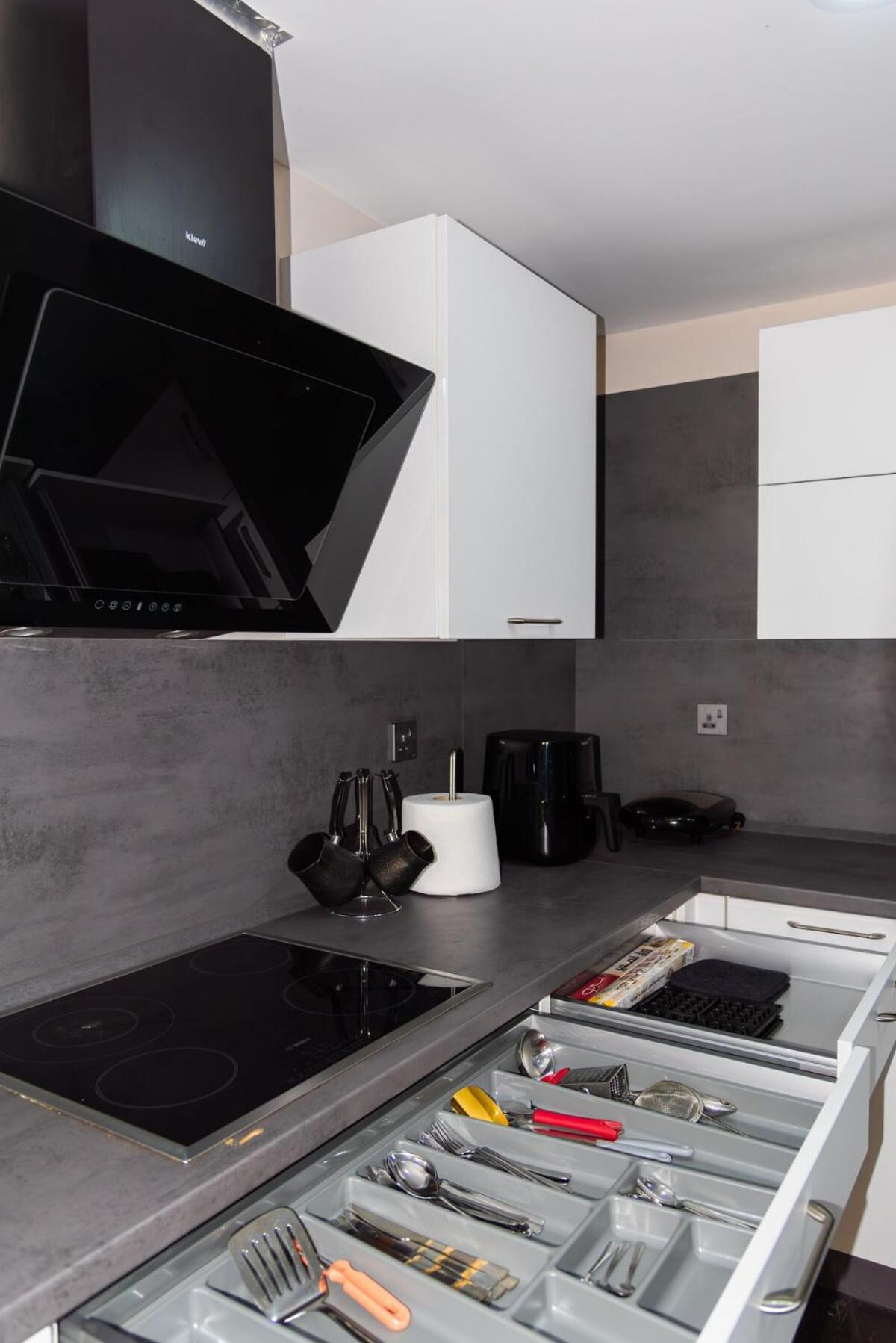 Luxury And Spacious 3br 10min Haram Nabawi Apartment Medina