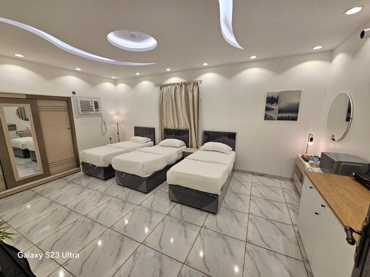 Comfortable & Big Family 10mins Drive To Al-masjid -nabawi - Nozol Noor 2 Apartment *