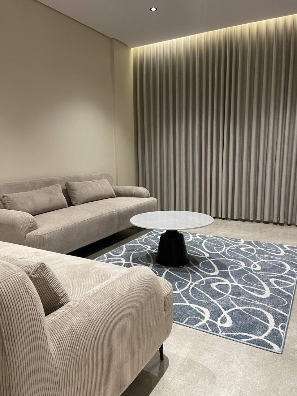 Maz Apartment