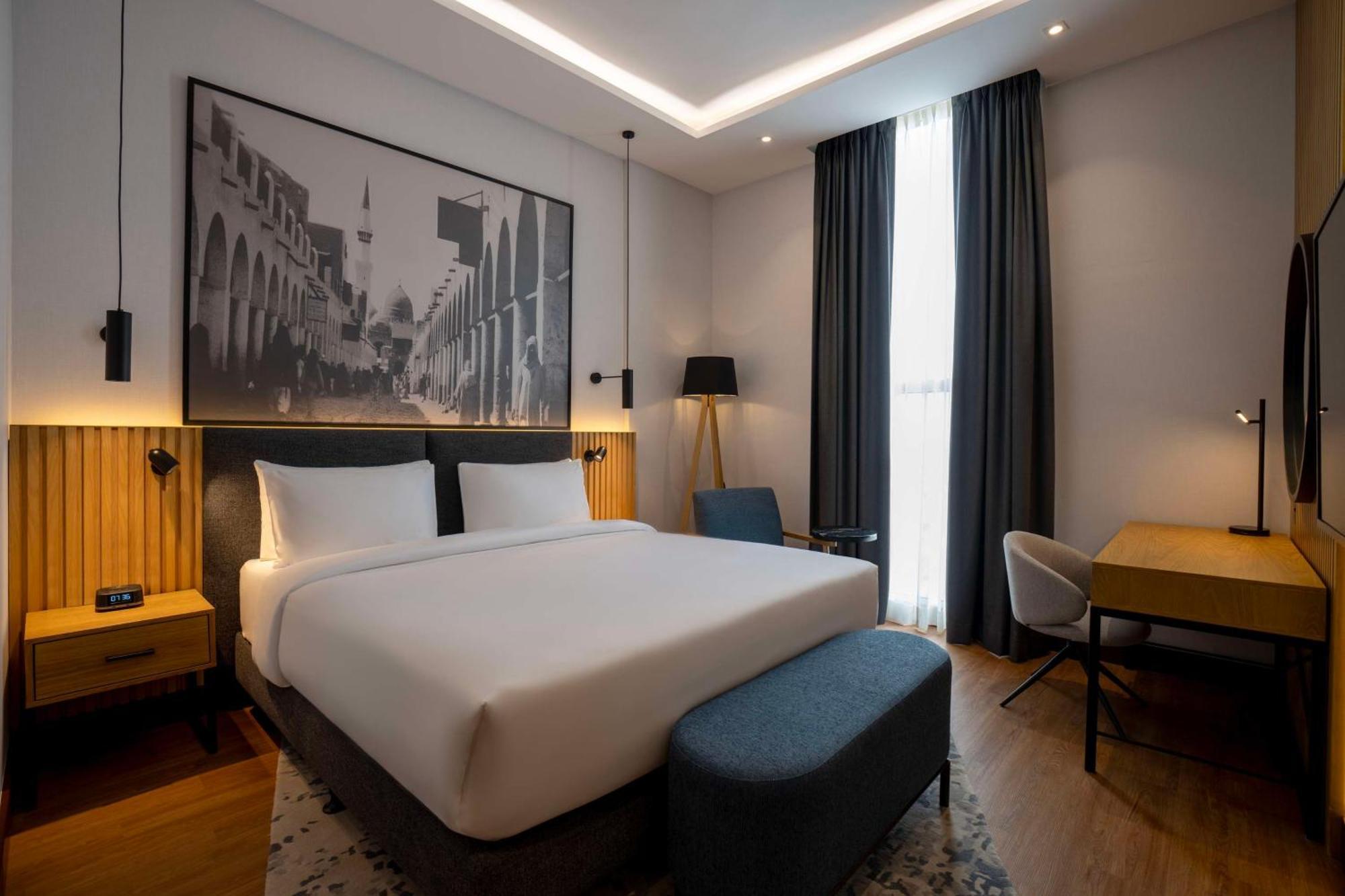 Radisson Madinah 4*