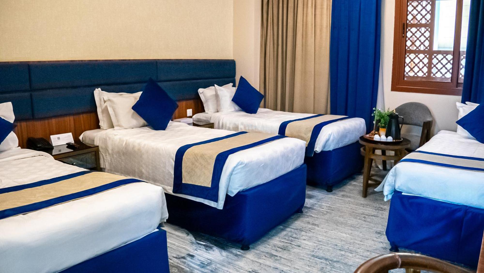 Rabwat Al Safwah Golden Hotel 2*