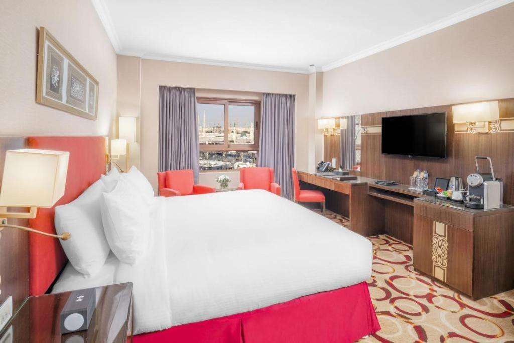 Hotel Taiba Madinah 5*