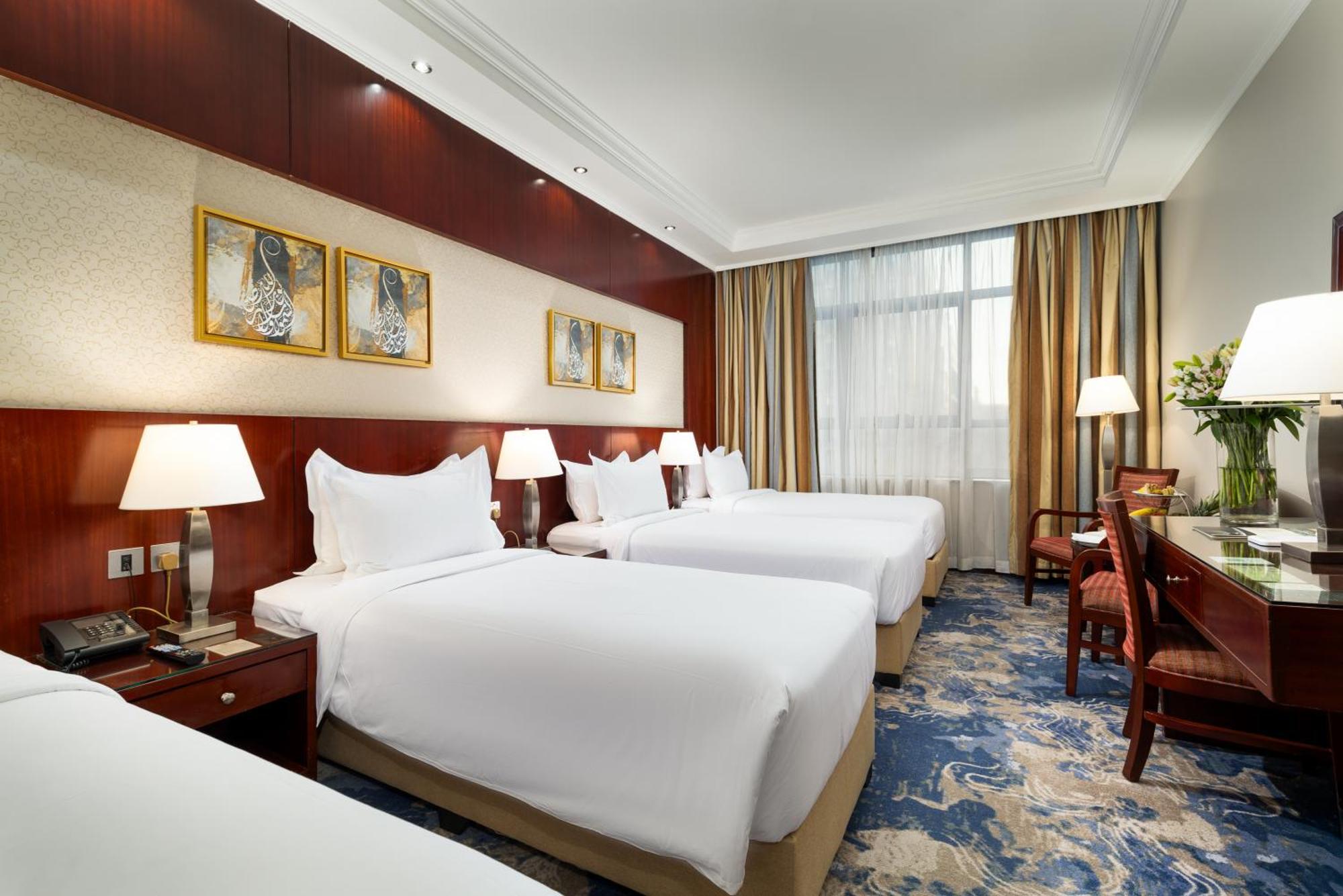 Emaar Royal Hotel 5*