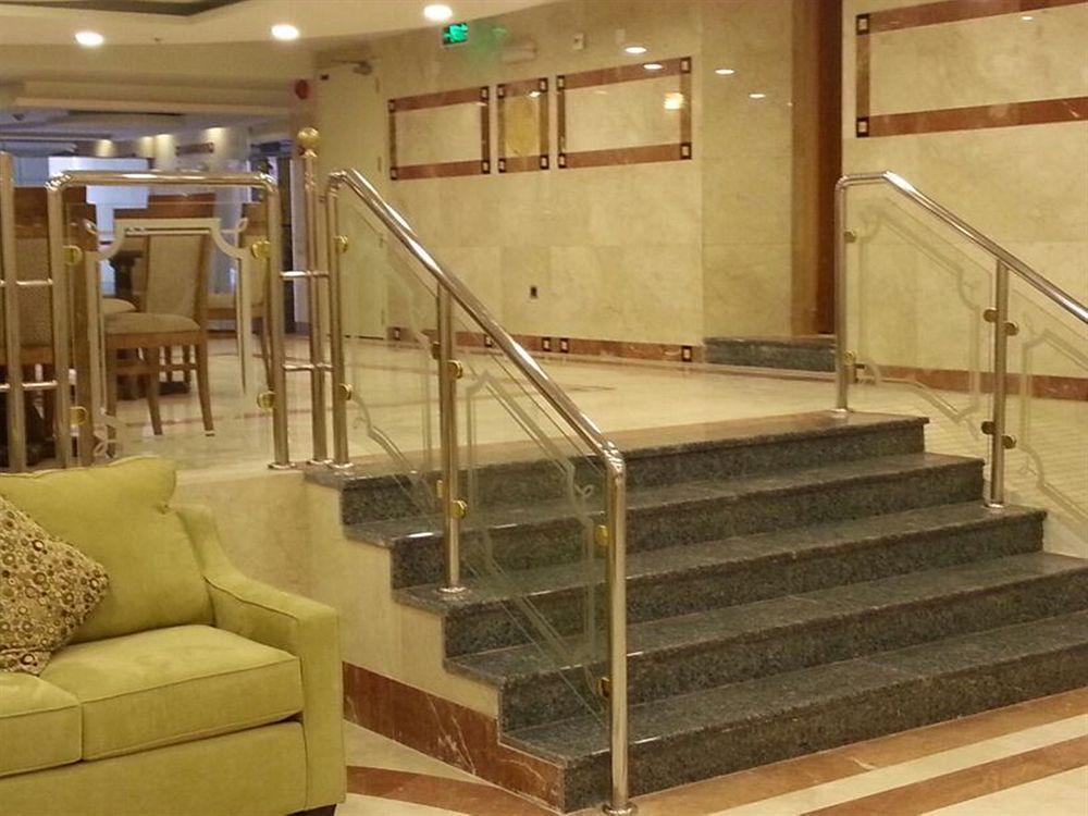 Nozol Royal 4*