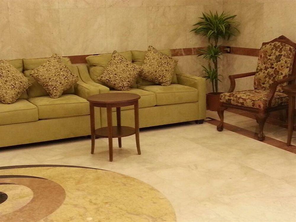 Nozol Royal 4*