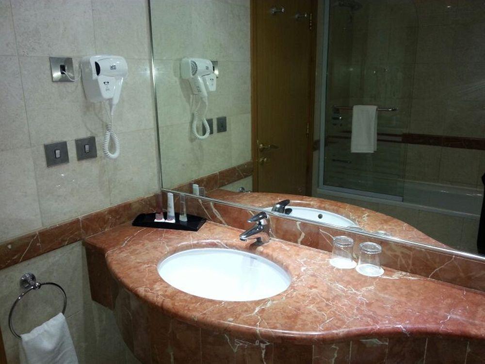 Nozol Royal 4*