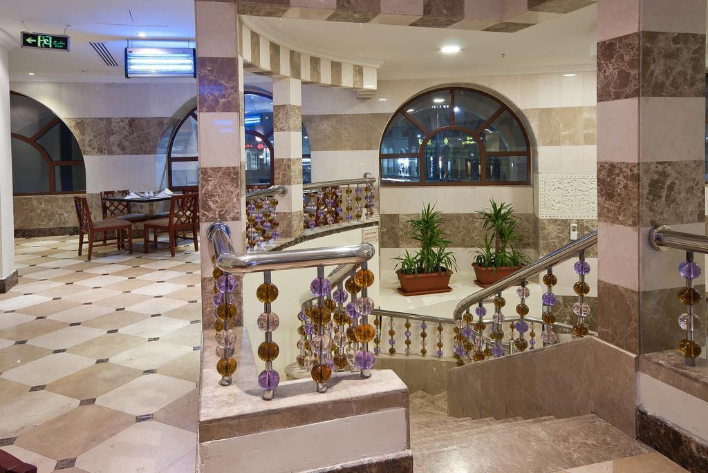 Dar Al Eiman Al Manar Hotel 3*