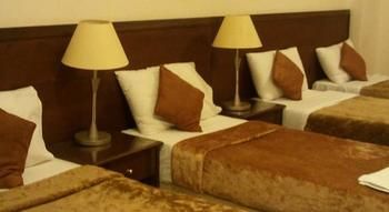 Hotel Plaza Ohud Medina