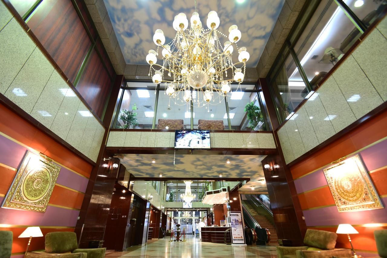 Luxurious Al Rawdah Suites Hotel Medina
