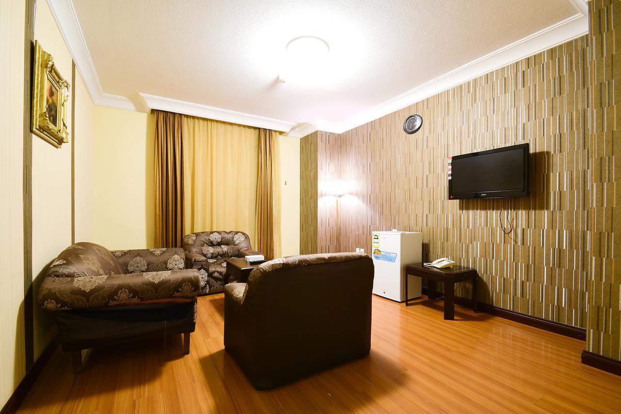 Hotel Luxurious Al Rawdah Suites Medina