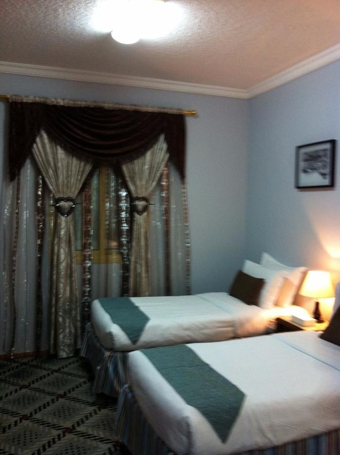 Hotel Jawharat Al Fayroz 2*