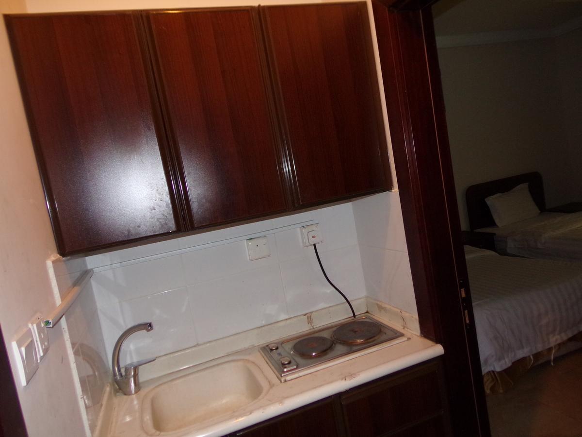 Aparthotel Omar Suites Medina