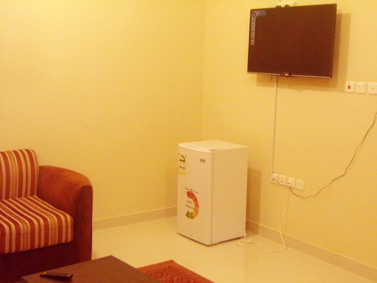 Omar Suites Aparthotel 2*