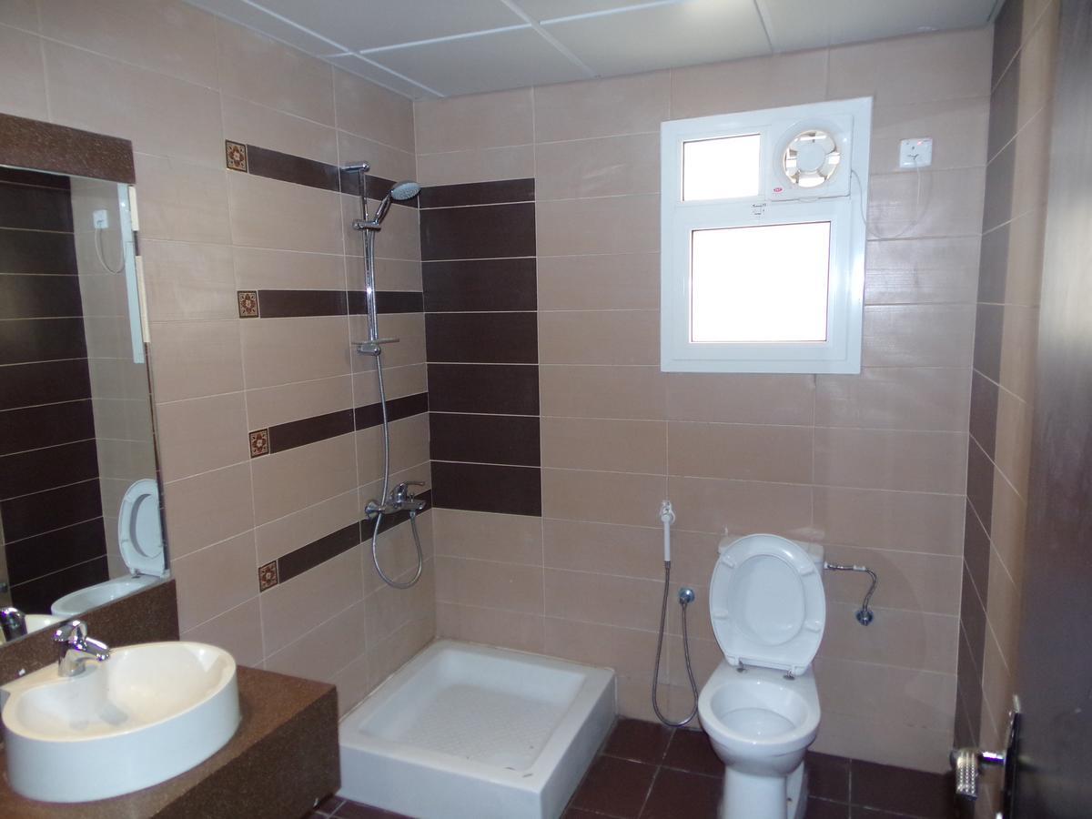Aparthotel Omar Suites