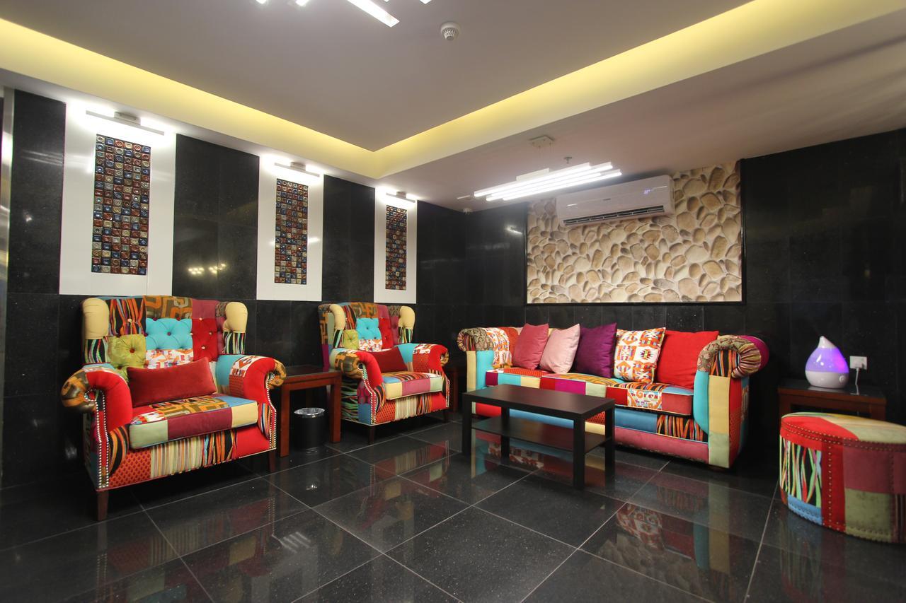 X Platinum Hotel 4*