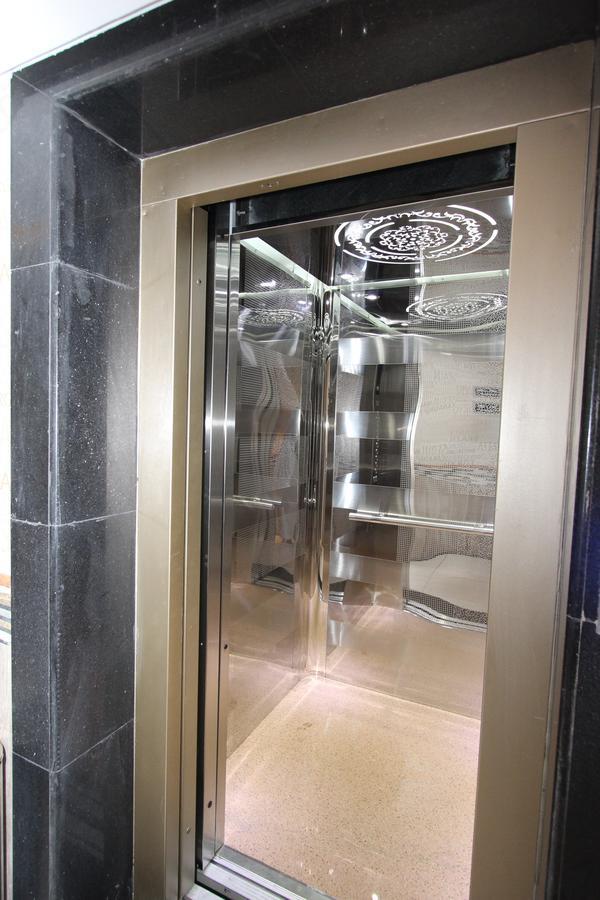 X Platinum Hotel 4*