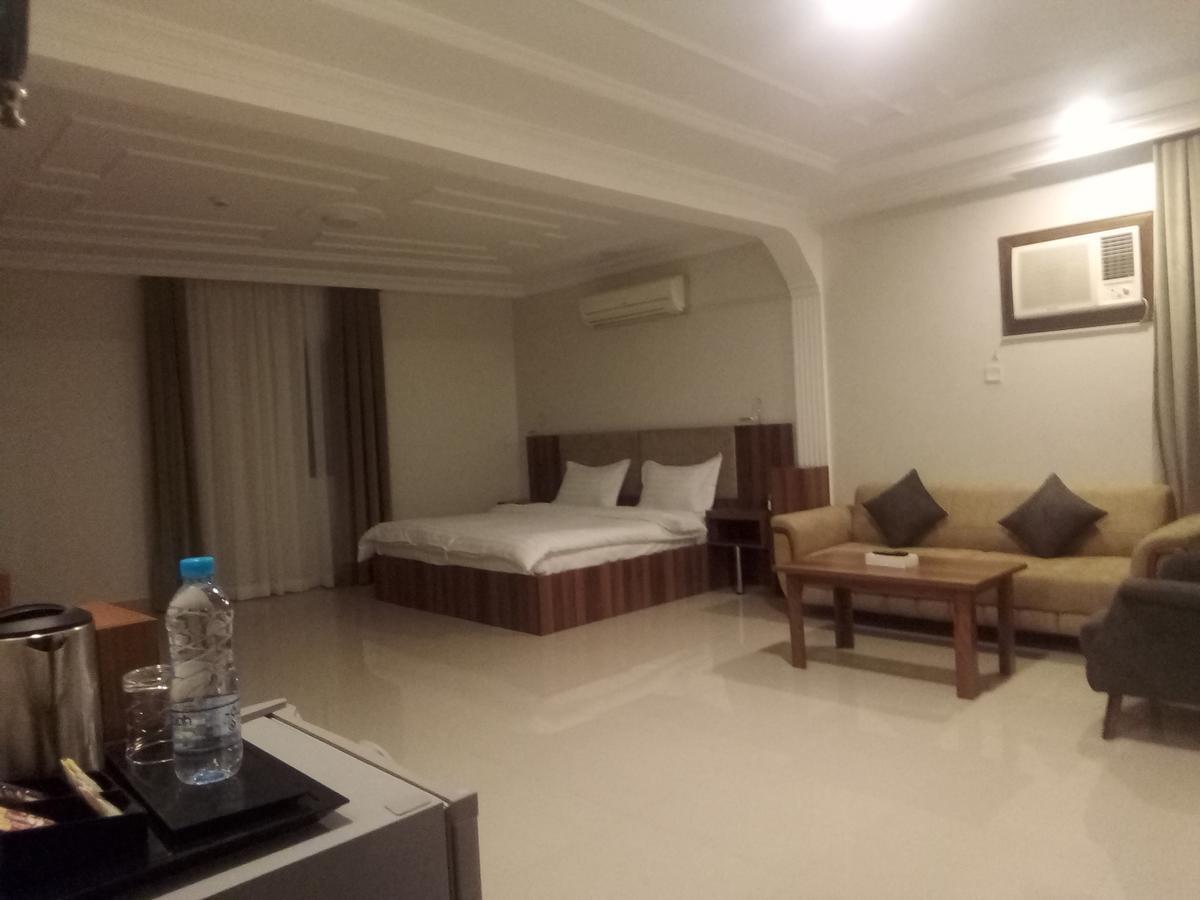 شقق الماسية للوحدات السكنية المفروشة Hotel *