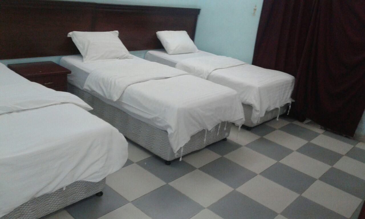 Al Majdah Hotel *