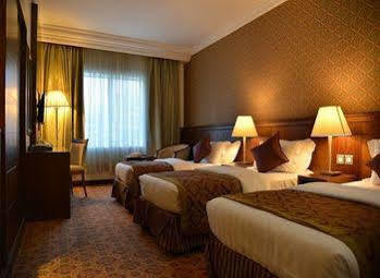 Nozol Royal 4*