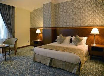 Nozol Royal Hotel 4*