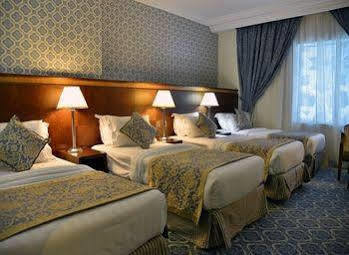 Nozol Royal Hotel 4*