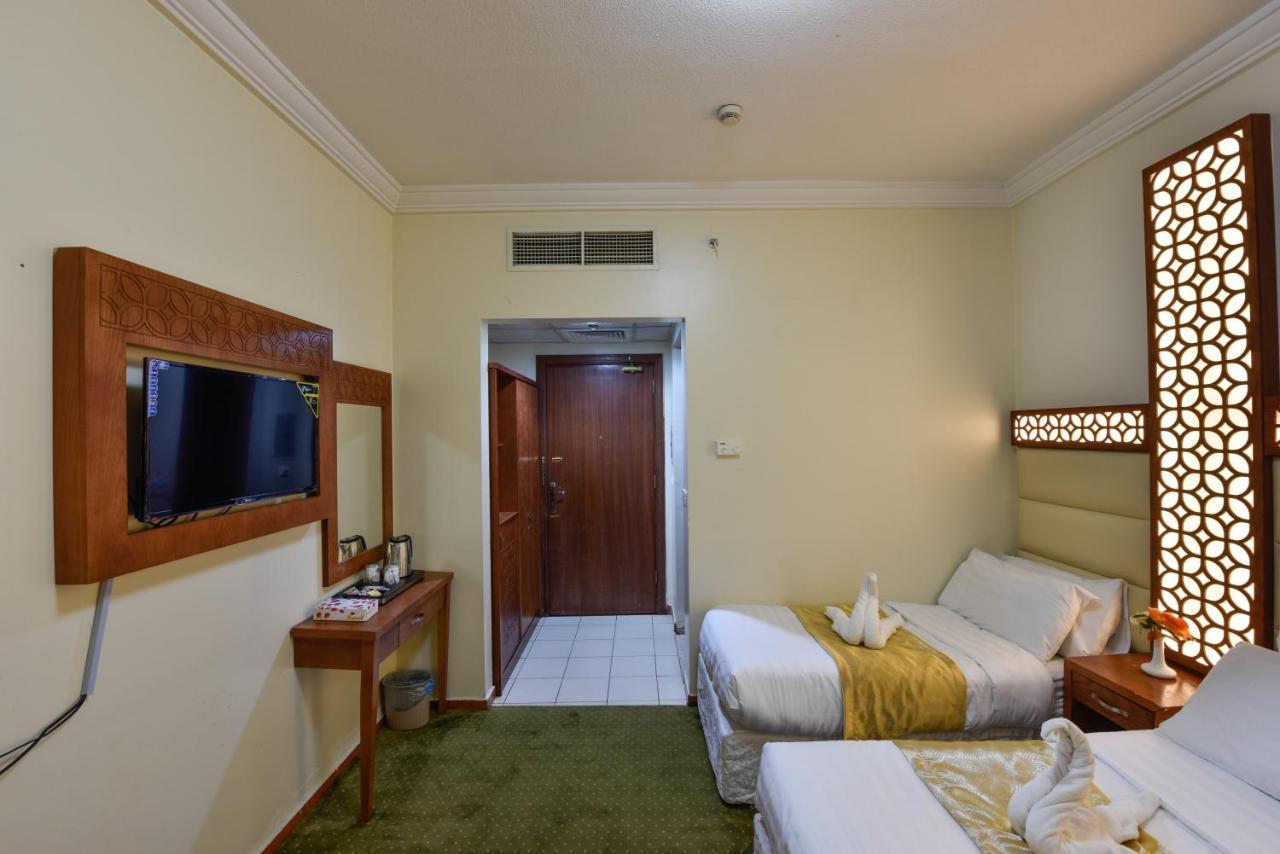 Hotel فندق المختارة الغربي *