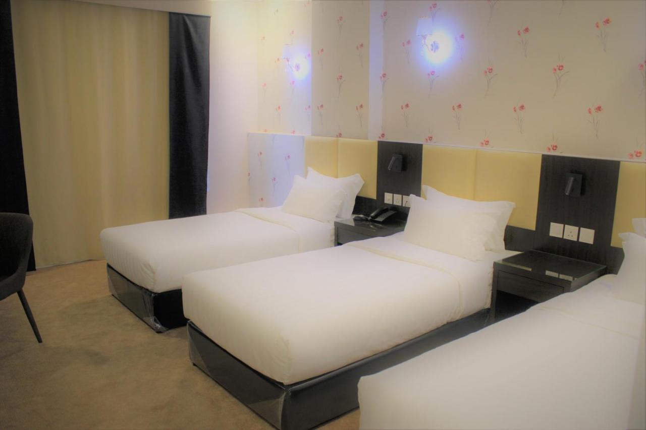 Hotel M Platinum