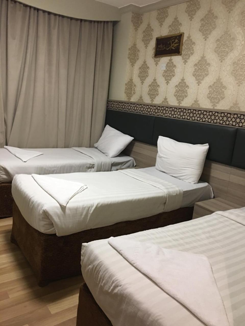 Makarem Almassi Hotel