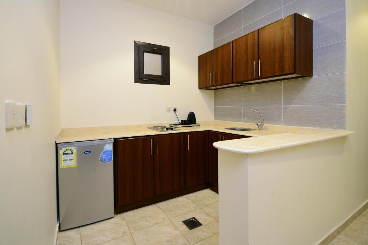 Aparthotel Pine Tree Suites Al Alya