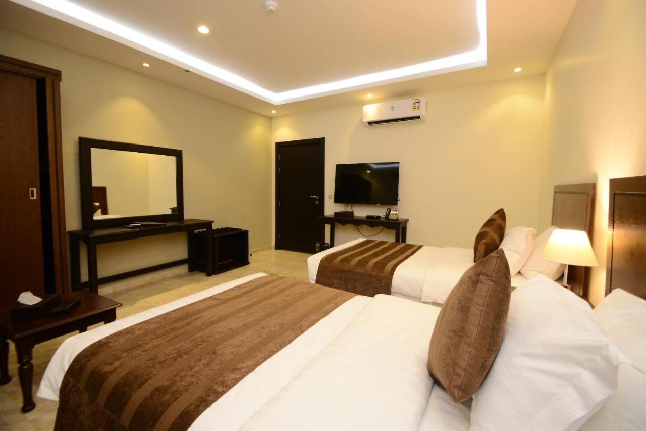 Pine Tree Suites Al Alya Aparthotel *