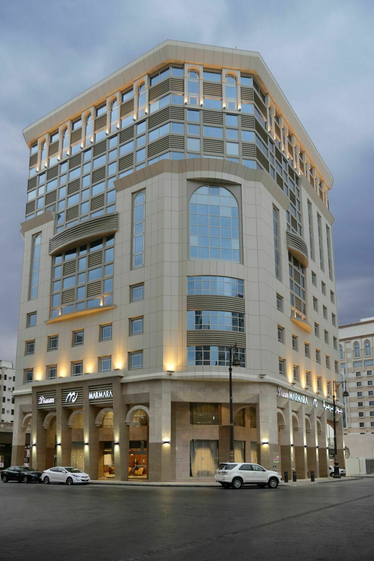 Hotel Diwan Marmara
