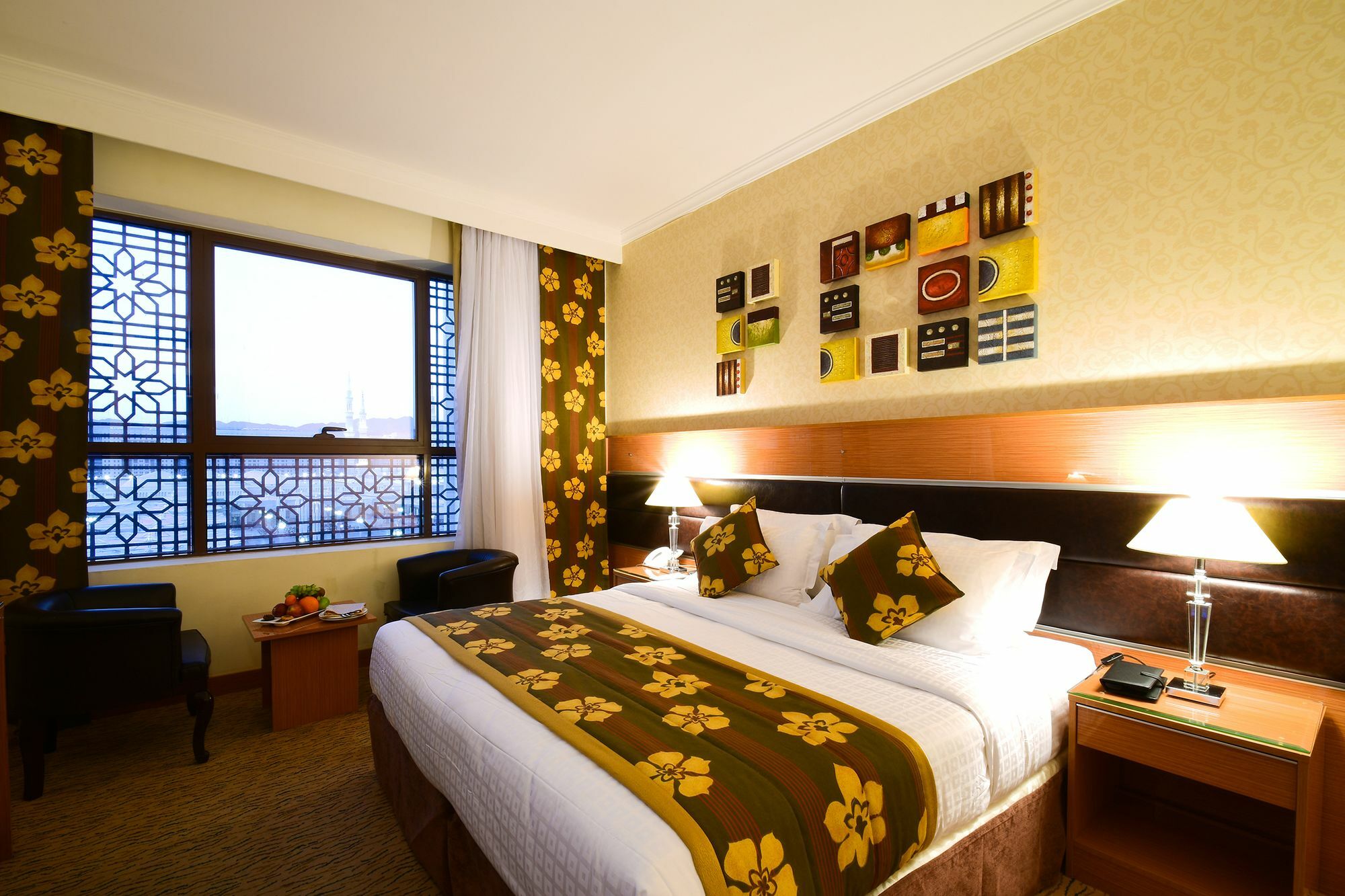 Golden Tulip Al Ansar 3*