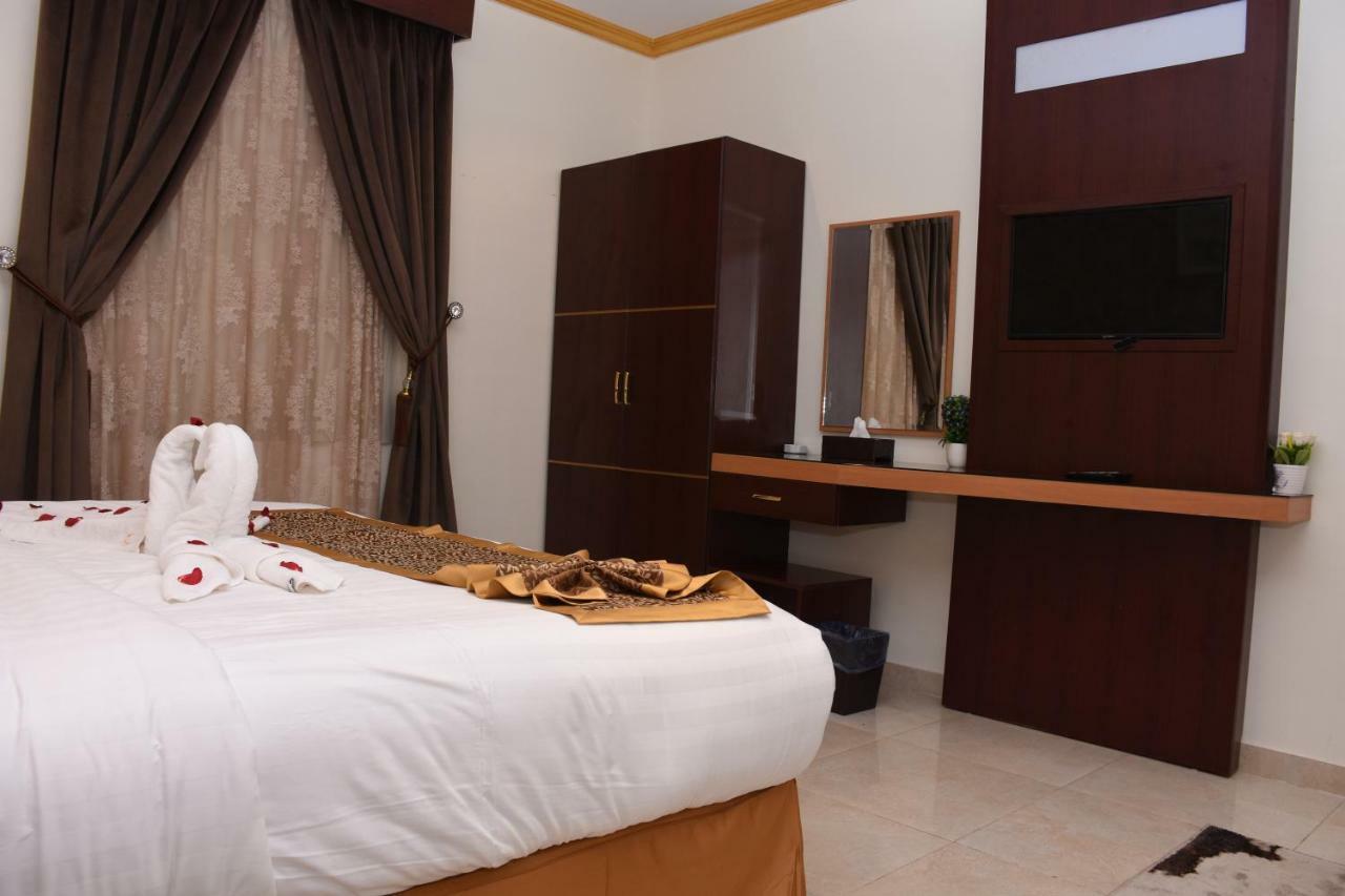 Pearl Palace Suits 4* Medina